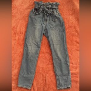 American Eagle Paperbag Mom Jean